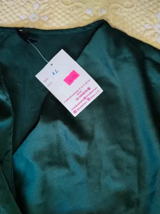 Vestido verde plisado