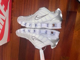 Nike Shox - Blancas/Plateadas - 43