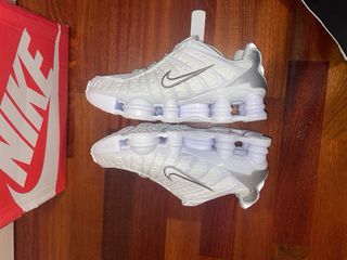 Nike Shox - Blancas/Plateadas - 43