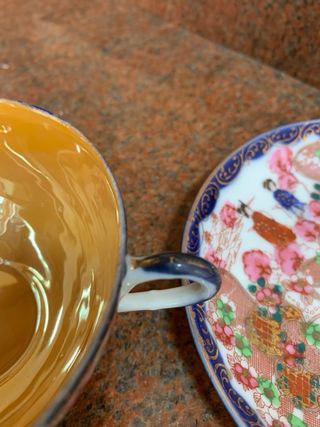 Taza y plato de porcelana fina china