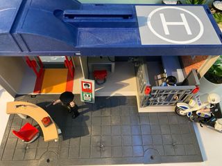 Comisaría Policía Playmobil con figuras