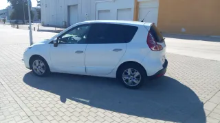 Renault Scenic 2011