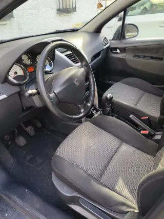 Peugeot 207 HDi Sport 2010