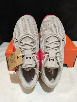 T. 42 Zapatillas W Nike Metcon 9