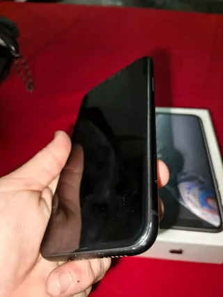iPhone XR Nero 128GB