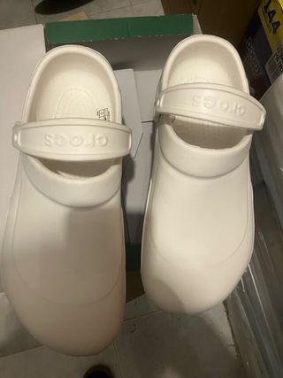 Zuecos Crocs blancos nuevos talla 47