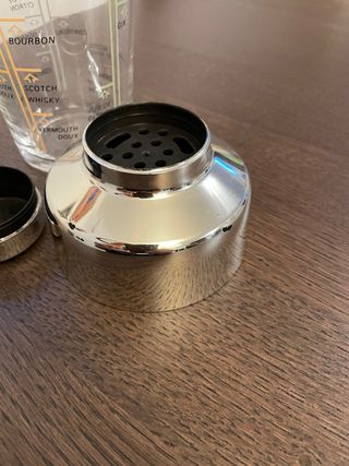 Shaker cocktail con dosatore