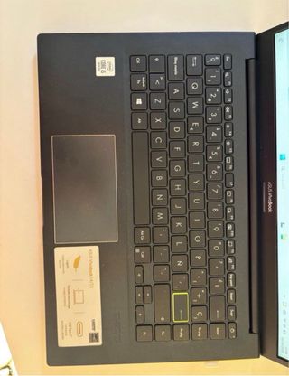 Portátil Asus Vivobook 14 + cargador