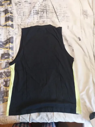 Camiseta tirantes Fila negra y verde talla XS