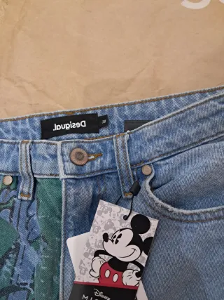 Pantalón vaquero Desigual Mickey Mouse