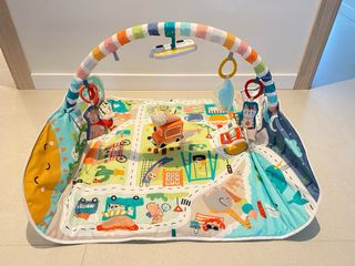 Gimnasio de actividades All Around Me