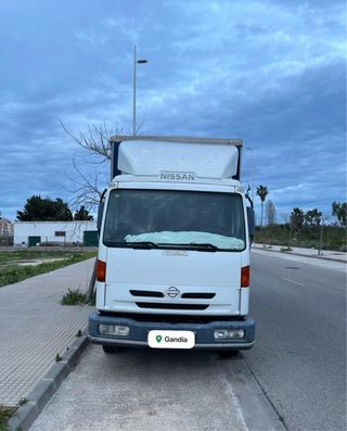 camion con caja frutera
