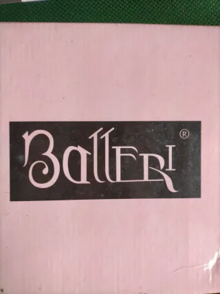 Sandalias Baller Beige y Dorado talla 41