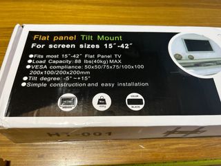 Prodotto nuovo, mai usato. Staffa parete per TV 15