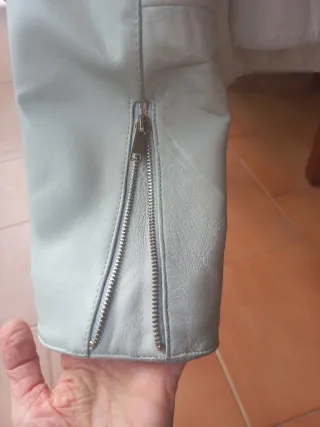 Cazadora Piel Beige Mango Talla L.