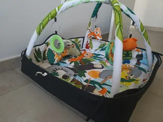 Manta de actividades para bebé