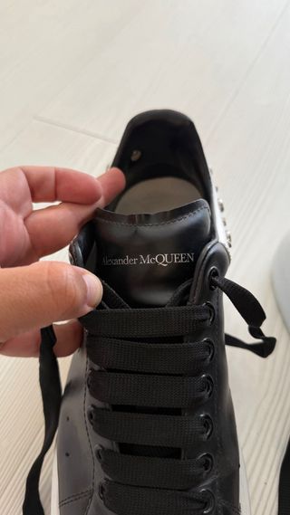 Zapatillas Alexander McQueen Negras y Blancas