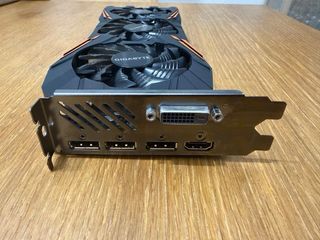 Tarjeta gráfica GTX 1070 G1 8GB GDDR5 - como nueva