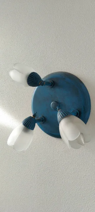 Lámpara azul de techo 3 luces