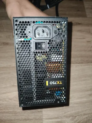 Fuente Alimentación Corsair TX750 80 Bronce