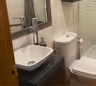 Lavabo sobre encimera cuadrado 30cm