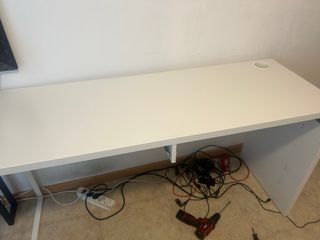 Escritorio Blanco Ikea, con 2 cajones