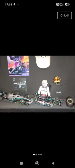 F1 Mercedes 1:18 + 2x 1:24 + 2 caschi 1:5
