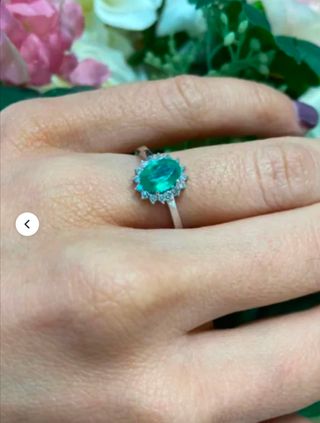 Anillo Esmeralda natural Ovalada plata 925