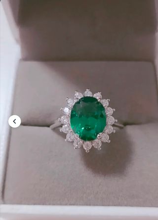 Anillo Esmeralda natural Ovalada plata 925