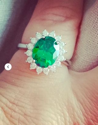 Anillo Esmeralda natural Ovalada plata 925