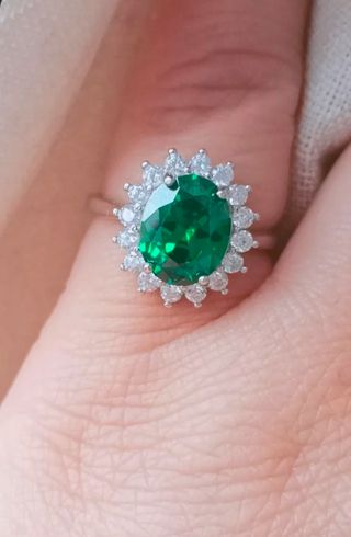 Anillo Esmeralda natural Ovalada plata 925