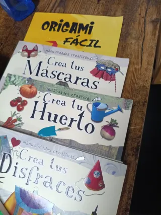 Libros de manualidades y cuentos català y castella