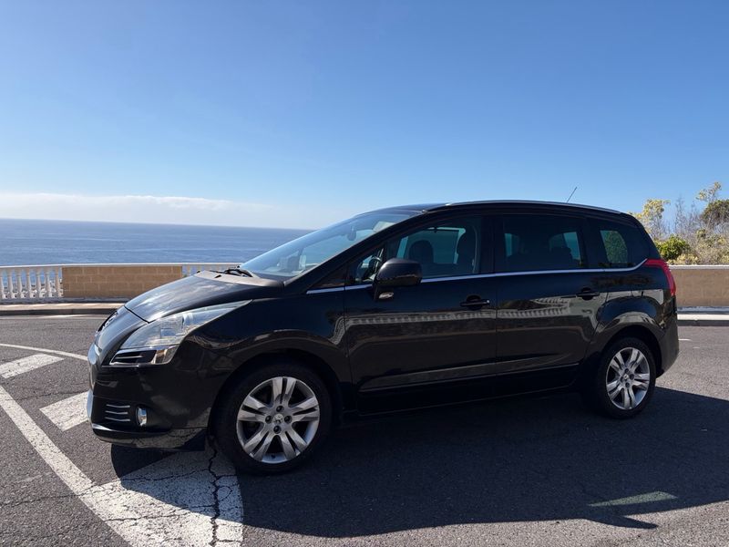 Se vende Peugeot 5008 1.6 HDi Automático – 7 plaz - foto 1
