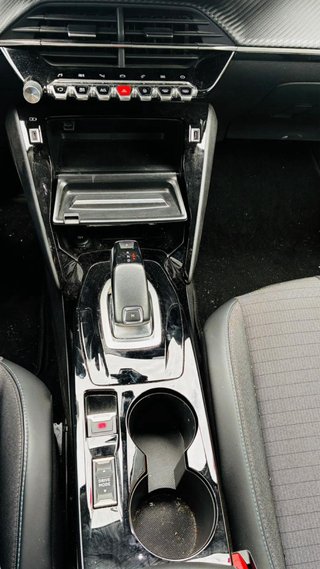 Peugeot 2008 2021