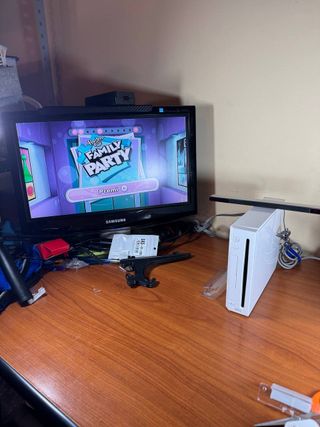 Console Nintendo Wii Bianca con Telecomando, Gioco