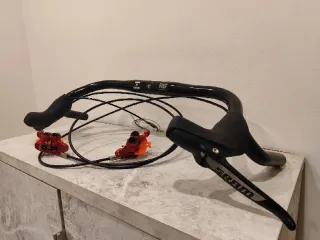 Manetas y Pinzas Sram Rival Hope