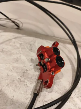 Manetas y Pinzas Sram Rival Hope