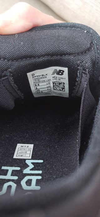 Zapatillas New Balance Negras