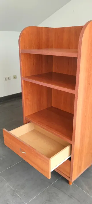 Mueble cajonera de madera