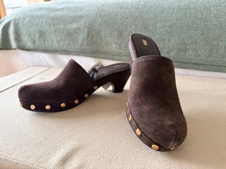 Zuecos tacón kitten serraje marrón T39