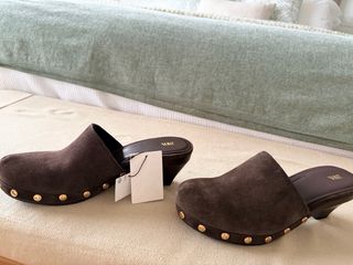 Zuecos tacón kitten serraje marrón T39