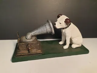 Figura Nipper de Hierro Fundido