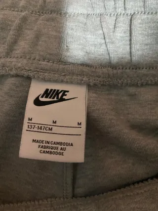 Pantalón Nike Tech Gris Niño