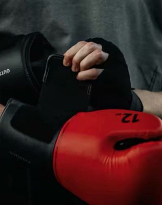 Guantes Boxeo Outshock 12 oz Rojos