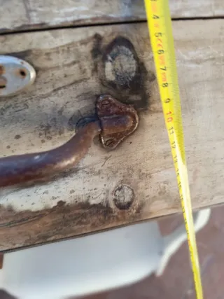 Antigua maleta de madera