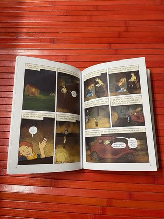 White Bird: A Graphic Novel