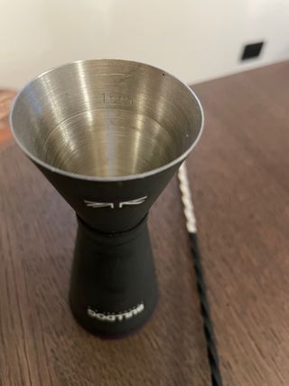 Jigger e Bar Spoon Bulldog London Dry Gin