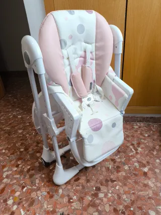 Trona de bebé kinderkraft abatible.