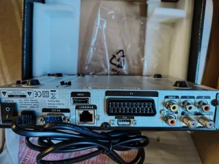 Receptor Satélite Golden Media 990 CR HD