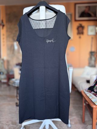 Tubino Desigual nero con fiori